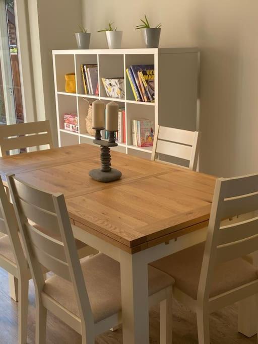 Beautiful 3 Bed Home In The Heart Of New Forest Hordle 외부 사진
