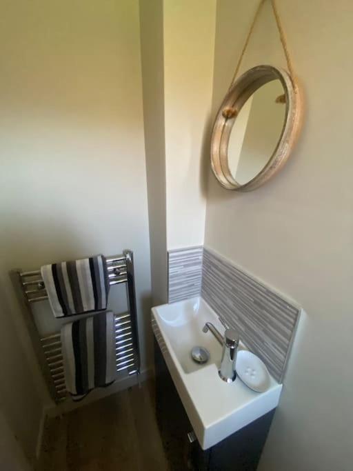 Beautiful 3 Bed Home In The Heart Of New Forest Hordle 외부 사진